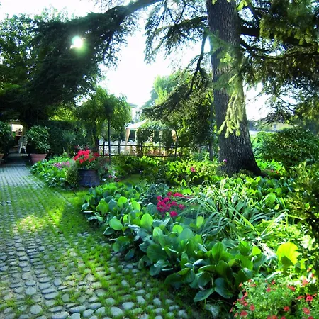 Frühstückspension Malpassuti 4*